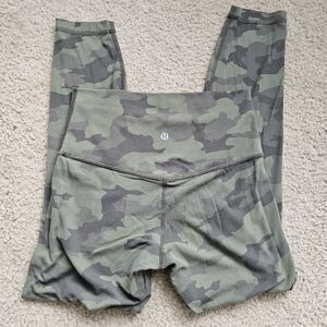 Lululemon Athletica align high rise leggings heritage 365 camo green 25" size 6